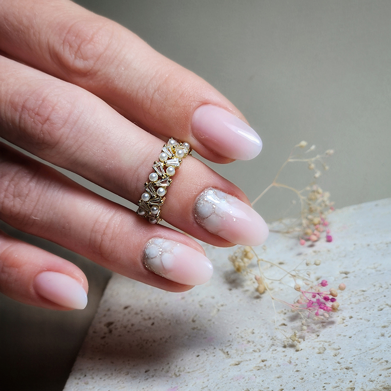 Zsuzsanna Varga nails