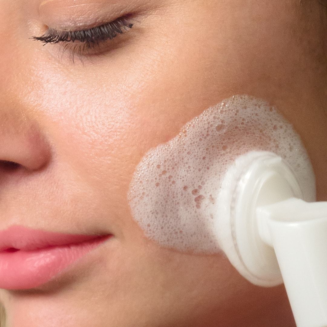 Callyssee Macchiato Foaming Facial Scrubber 